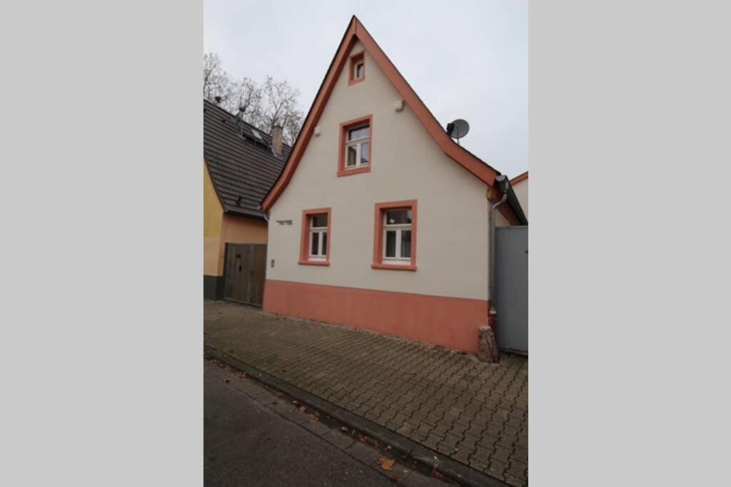 Gonsenheim - 3-Zimmer-Haus - Max. 5 Personen Mainz Eksteriør billede